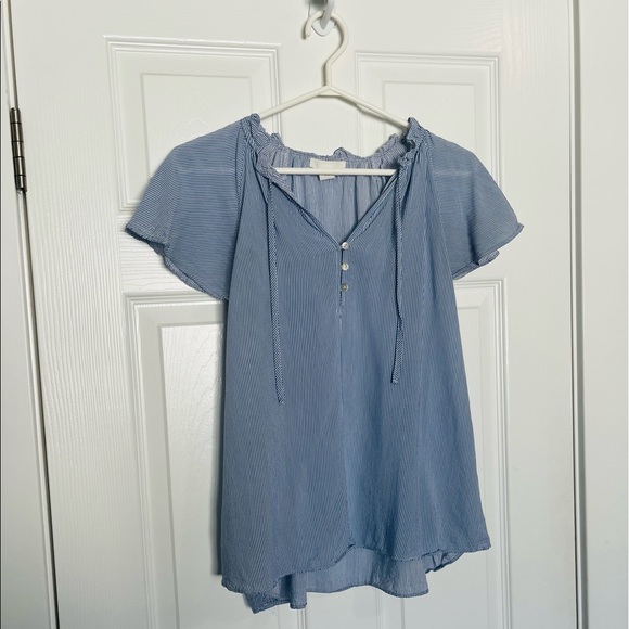 H&M blue and white striped top - Picture 1 of 1
